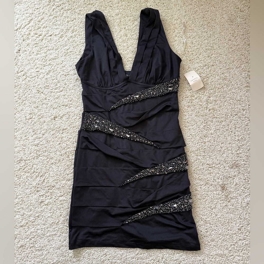 New forever 21 bandage dress mini jewel low v bodycon black vintage club medium